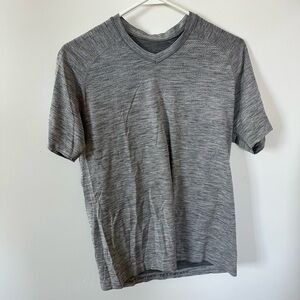 Lululemon Gray Short Sleeve Athletic Shirt